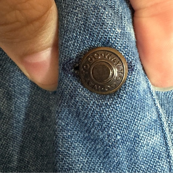 Vintage Women S Denim Jacket Embroidered Noahs Ark Christian Animal Chore Coat - Picture 3 of 10